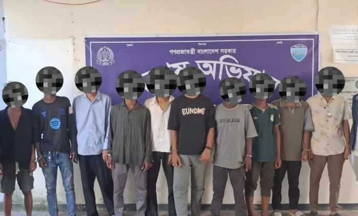 কক্সবাজারে পুলিশের বিশেষ অভিযান, ১৩ জন গ্রেপ্তার : মোবাইল কোর্টে সাজা আরও ১০ জনের